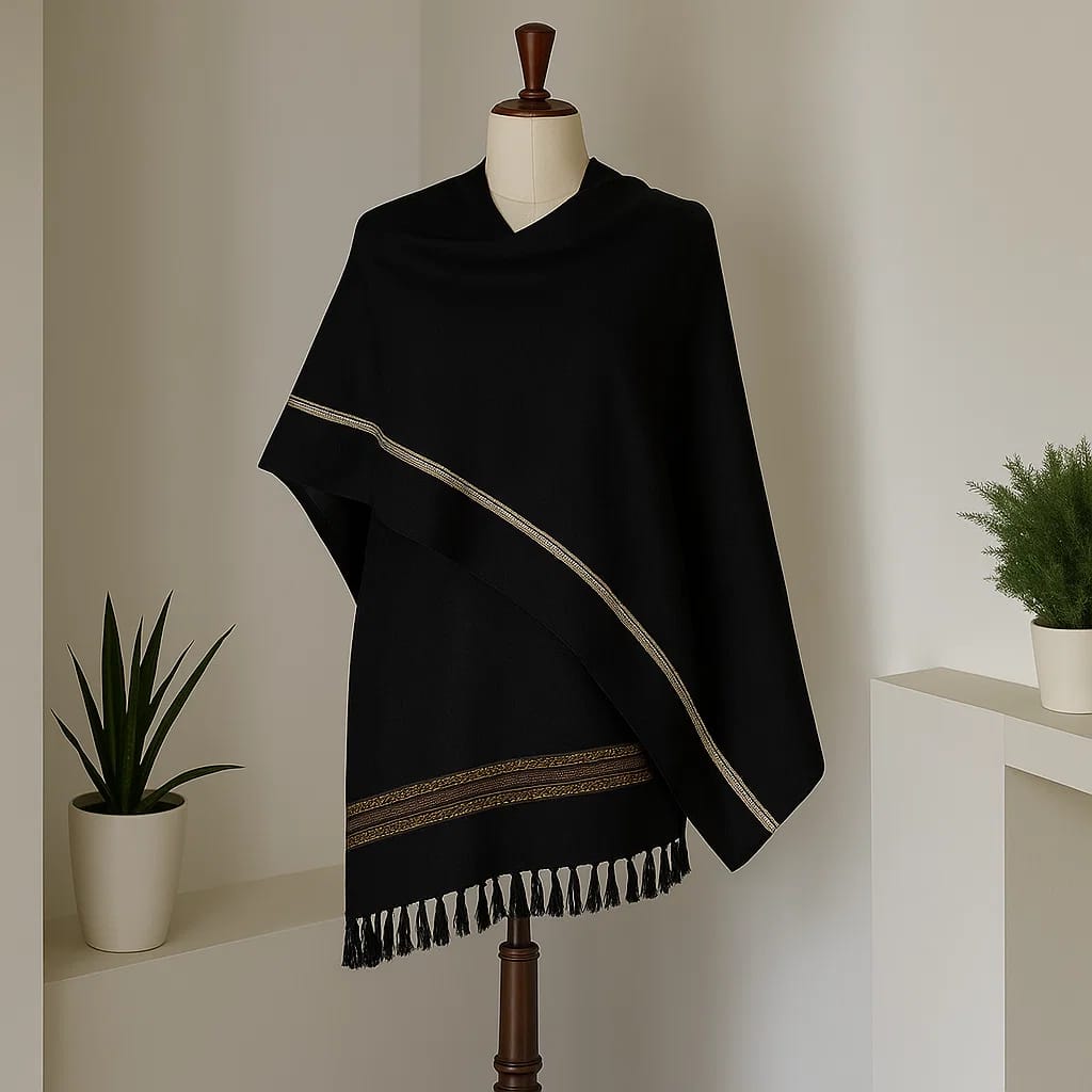 The Royal Midnight Tassel Shawl : Deep Black